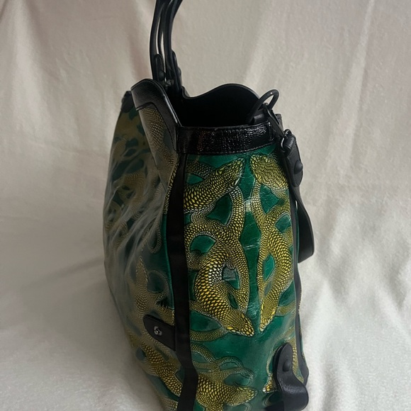 Dax Gabler green and gold patterned handbag - Picture 3 of 10